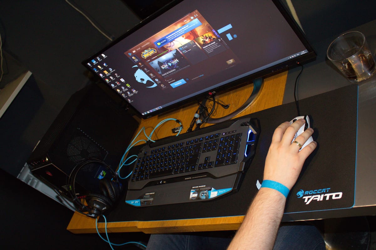 ROCCAT SKELTR2