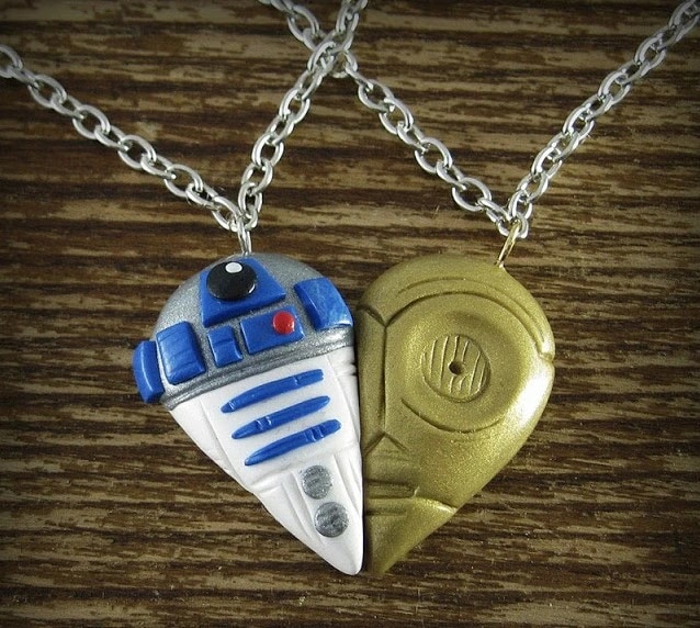 $33, czyli jakieś 100 pln. Znalezione na forcesofgeek.com