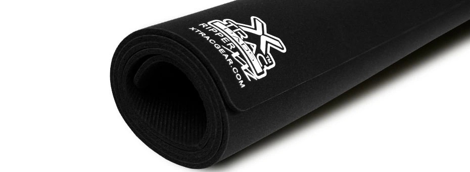 ripper-xxl-gamer-mouse-mat-rolled-whitebackground