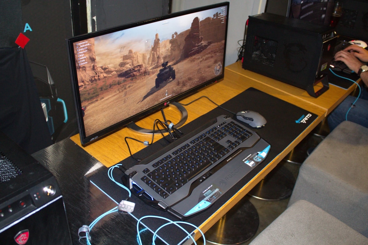 ROCCAT Skeltr